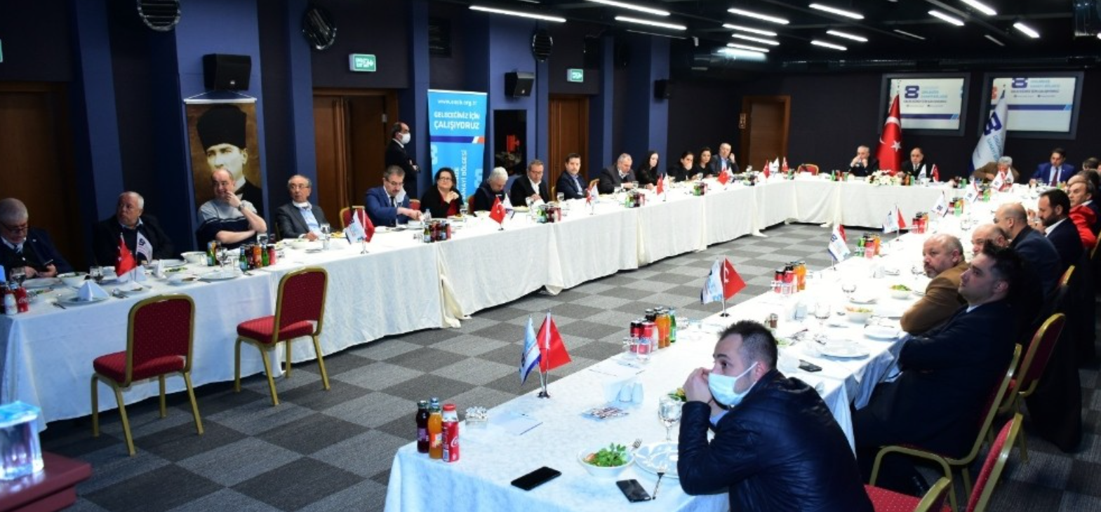 Eskişehir Organize Sanayi Bölge (EOSB) Müdürlüğü tarafından gerçekleştirilen Sanayi Konseyi’nin konuğu Finans Proje Danışmanlık Yetkilisi Pelin Işık Çakar oldu.
